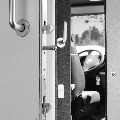 Hohe Sicherheit für Fahrgastraum und Ladung mit Schließlösungen von ASSA ABLOY. Foto: ASSA ABLOY Sicherheitstechnik GmbH