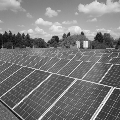 500 Solarmodule trägt die Abstellhalle der HEAG mobilo am Böllenfalltor - Foto HSE