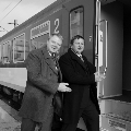 Neuer Reisezugwagen nach Bratislava - v.l.n.r.: DI Michael Fröhlich, Regionalmanager der ÖBB-Personenverkehr AG und DI Jozef Rojík, Direktor für den Betrieb des slowakischen Personenverkehrs ZSSK - copyright ÖBB/Zenger